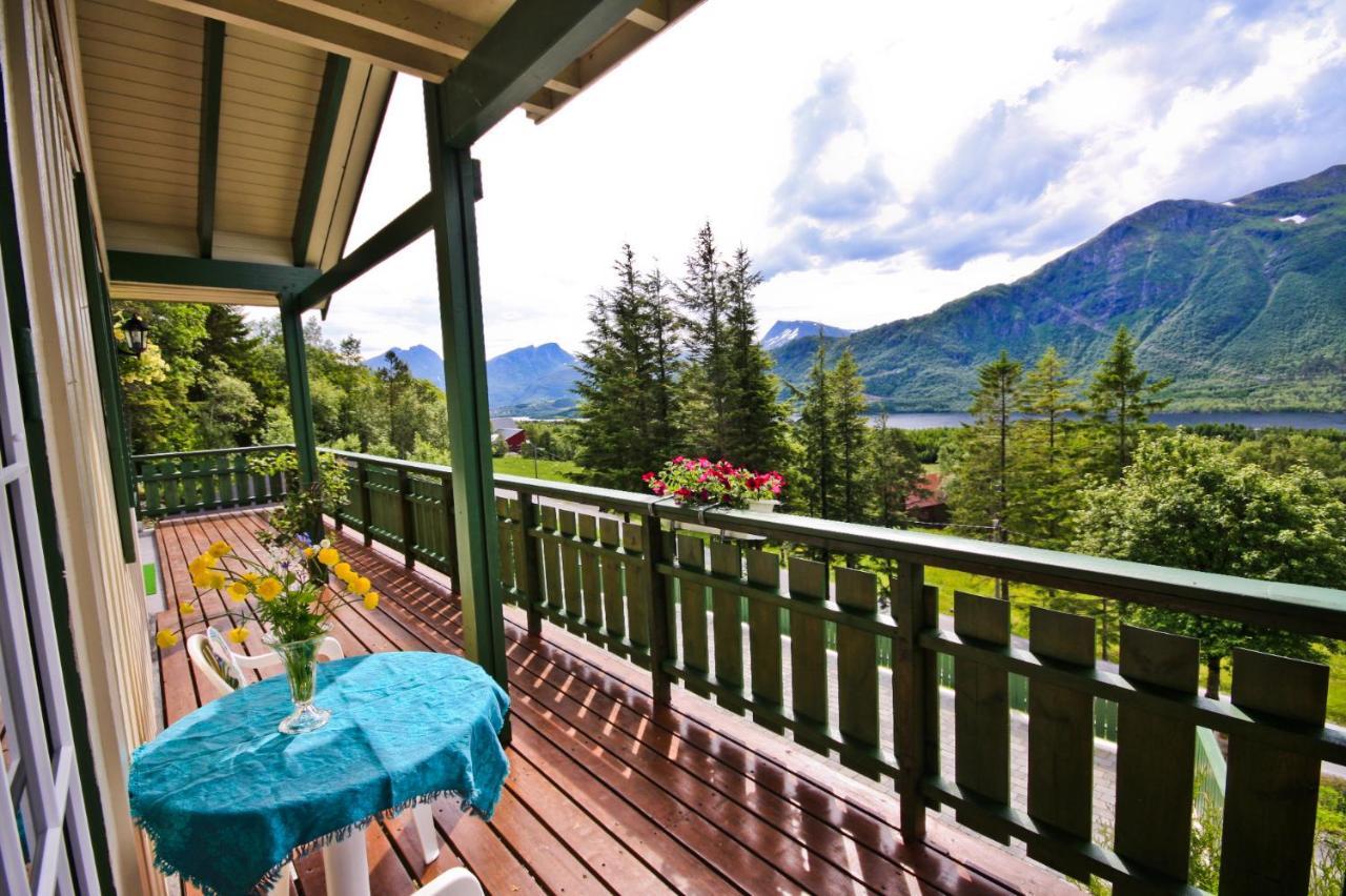 House With Lake View Near Atlantic Road Eide  Exterior photo