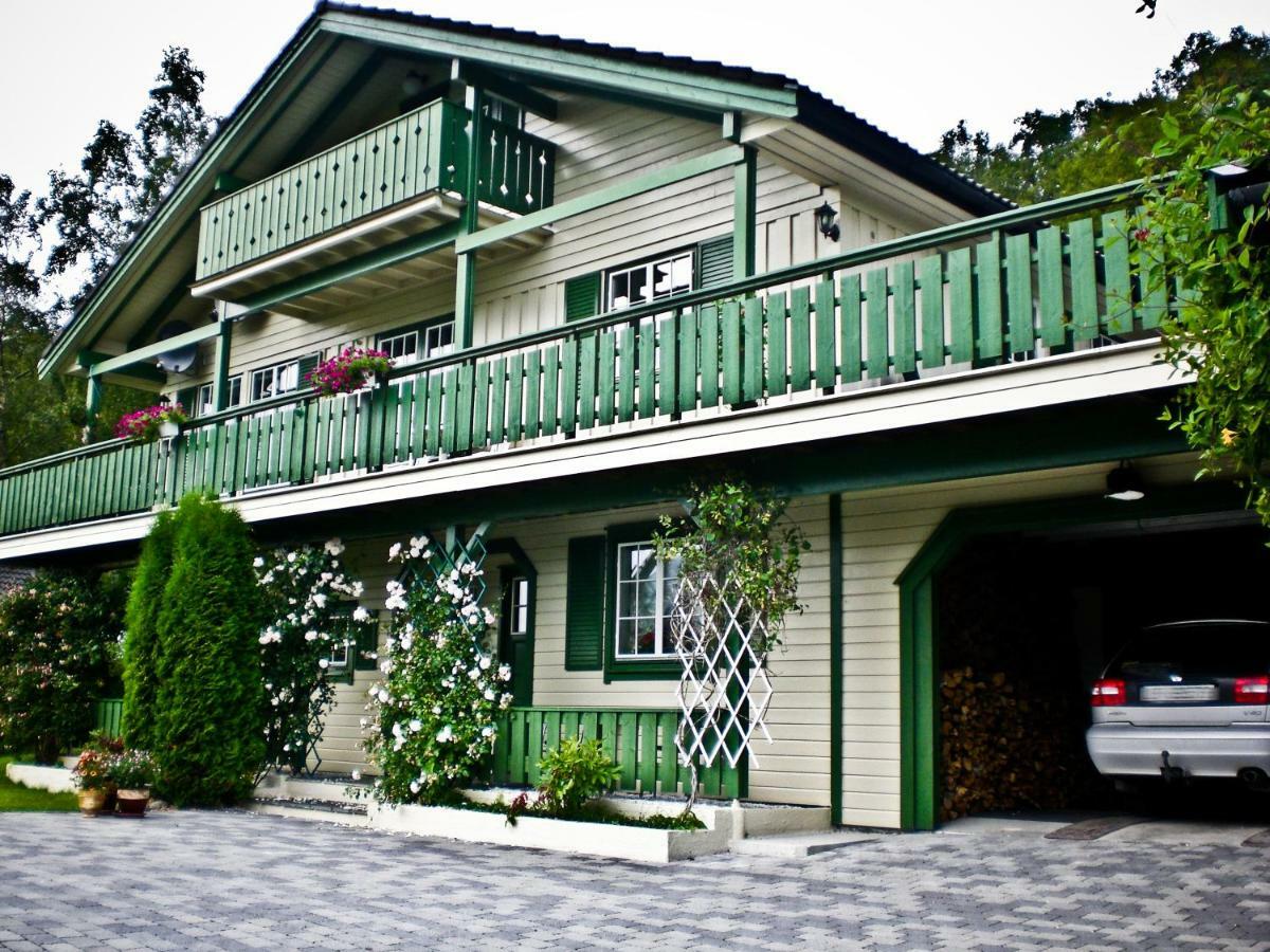 House With Lake View Near Atlantic Road Eide  Exterior photo